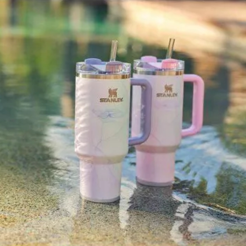 NWT Limited Edition Stanley 40oz H2.0 Flowstate Quencher Tumbler Watercolor Dusk - Picture 5 of 10